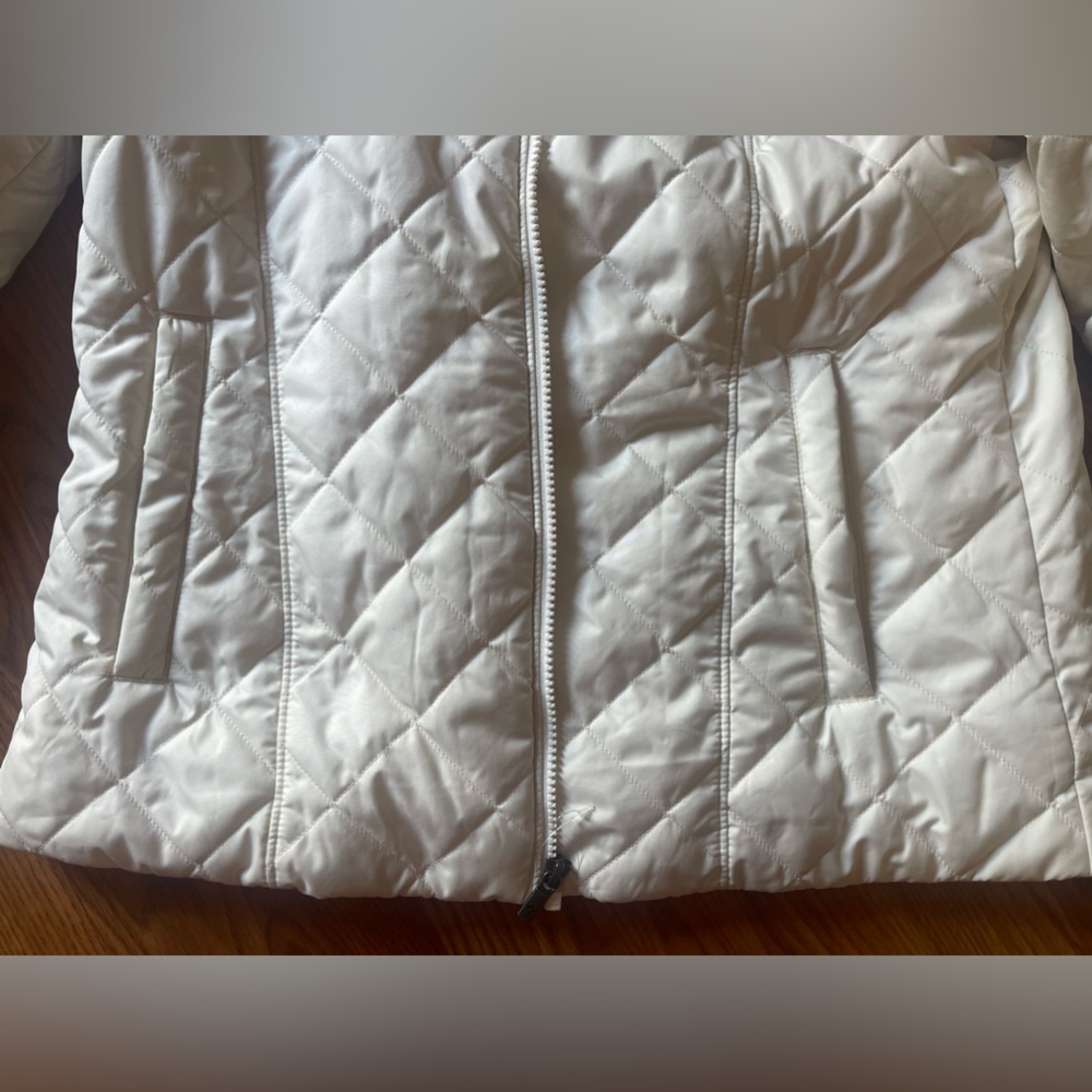 Columbia Jacket - Picture 5 of 5